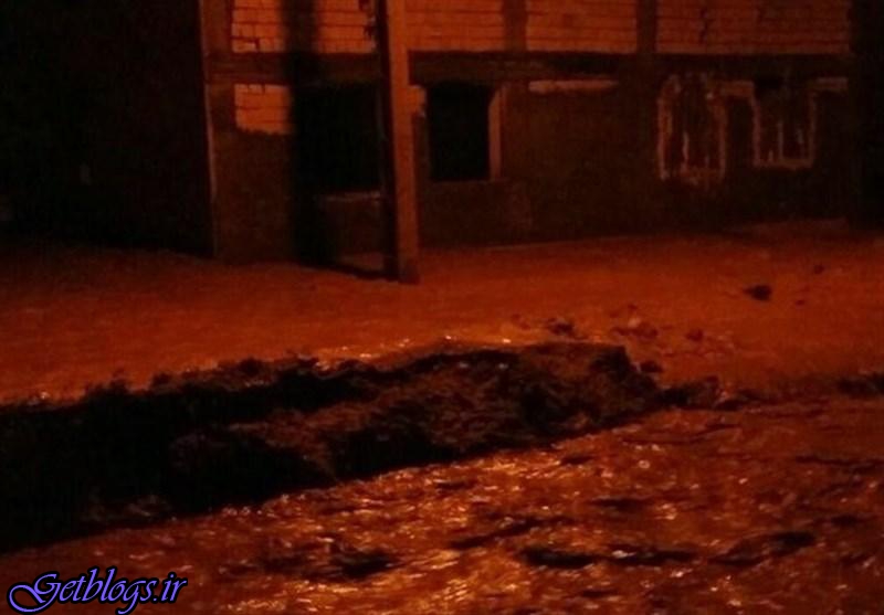 مردم در محاصره سیلاب, سقوط یک ماشین به رودخانه کشکان ، مسکن مهر پلدختر زیر آب رفت
